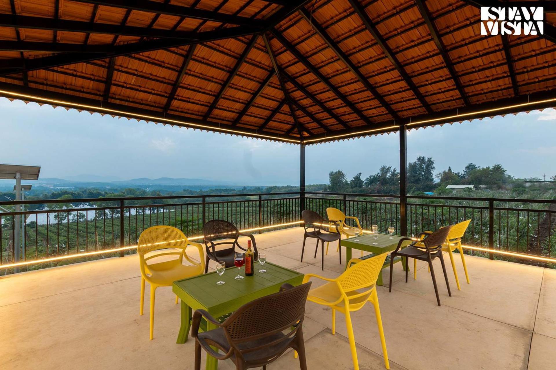 Stayvista'S Harvest Haven - Pool-View Villa With Deck & Machan Near Sula ناسيك المظهر الخارجي الصورة