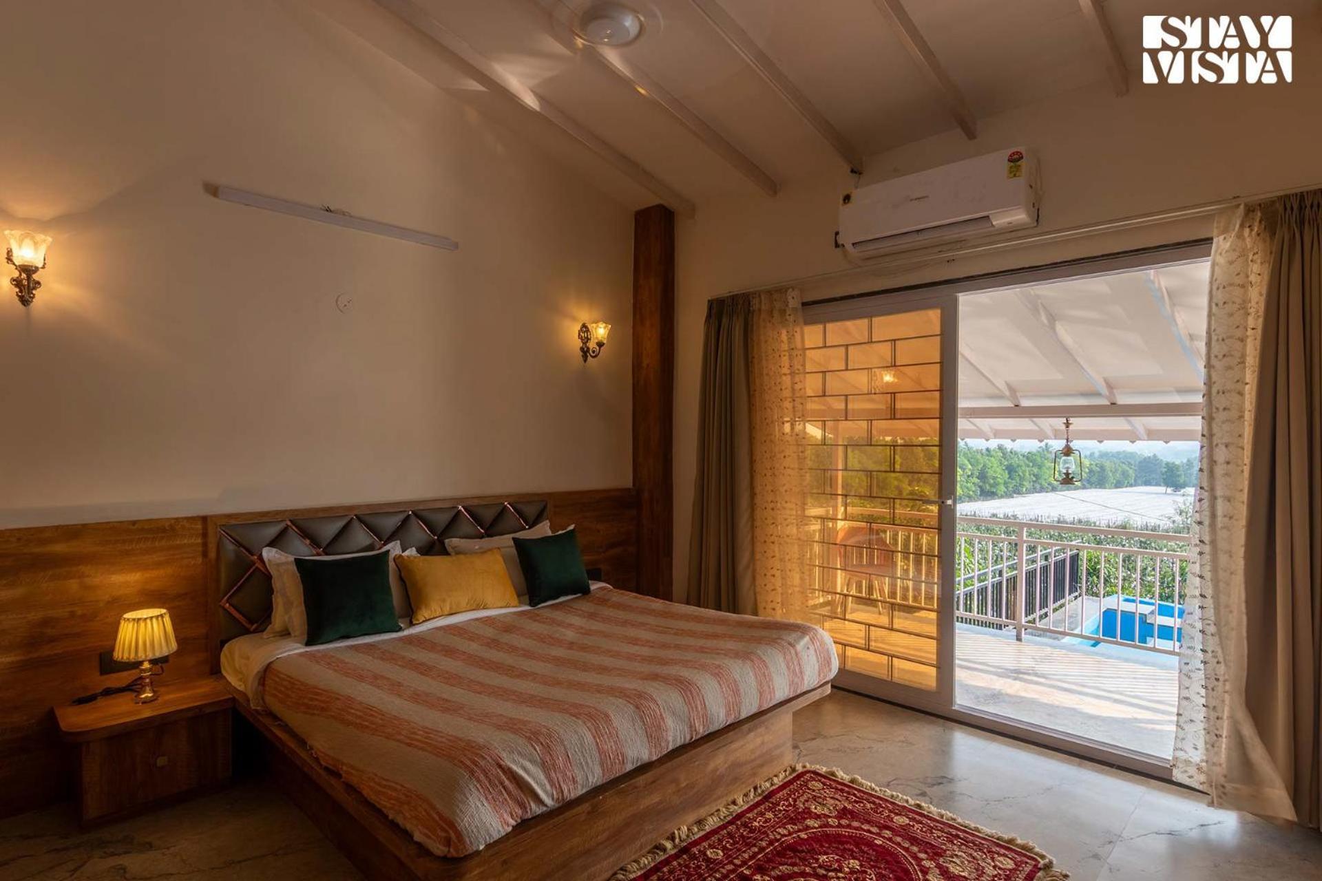 Stayvista'S Harvest Haven - Pool-View Villa With Deck & Machan Near Sula ناسيك المظهر الخارجي الصورة