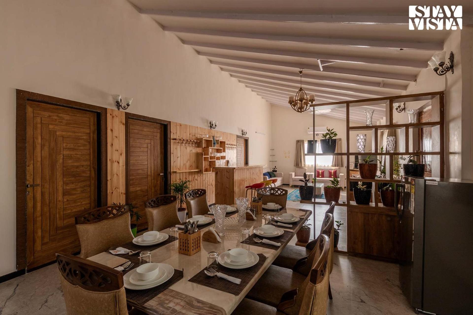 Stayvista'S Harvest Haven - Pool-View Villa With Deck & Machan Near Sula ناسيك المظهر الخارجي الصورة
