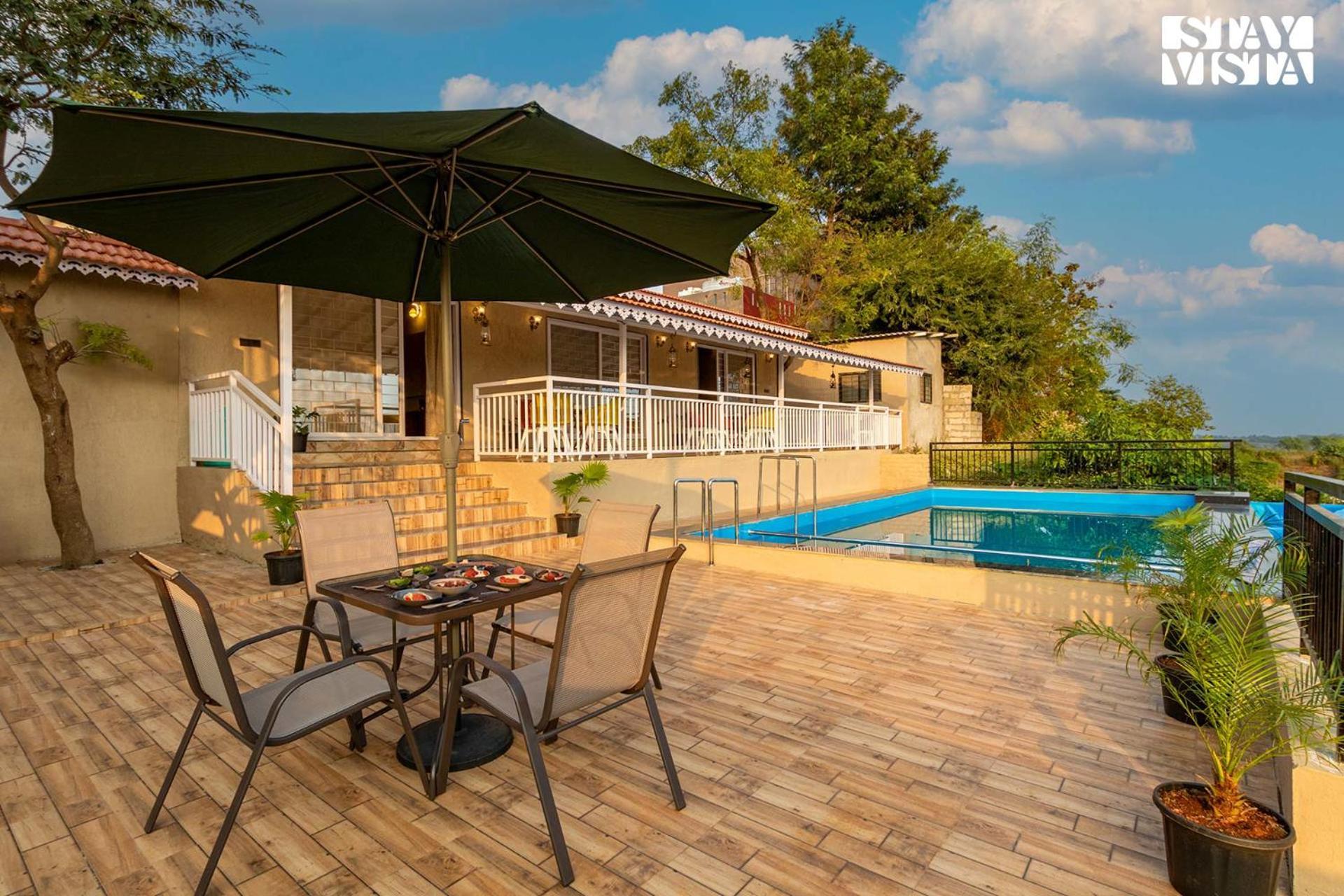 Stayvista'S Harvest Haven - Pool-View Villa With Deck & Machan Near Sula ناسيك المظهر الخارجي الصورة
